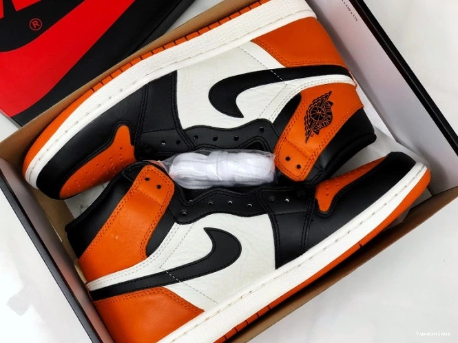 HYPE Jordan Backboard555088-005 OG Air 1 Shattered Retro High 0628
